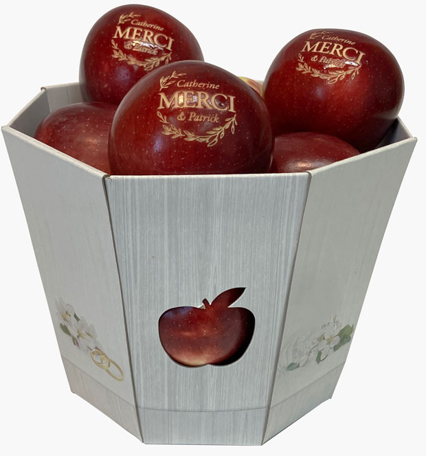 Centre de table pour mariage - panier assorti de pommes gravées